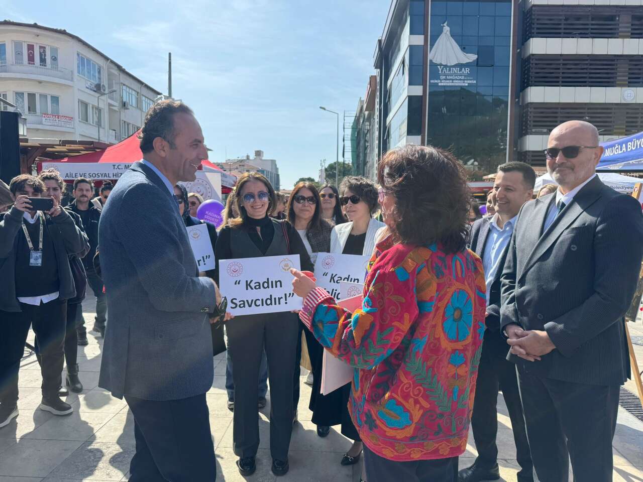 Muğla’da 8 Mart İçin Anlamlı Buluşma Kadınlar Sessiz Adımlarla Meydanda 11